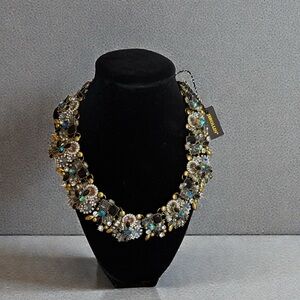 Exquisite Gold and Silver Floral Necklace